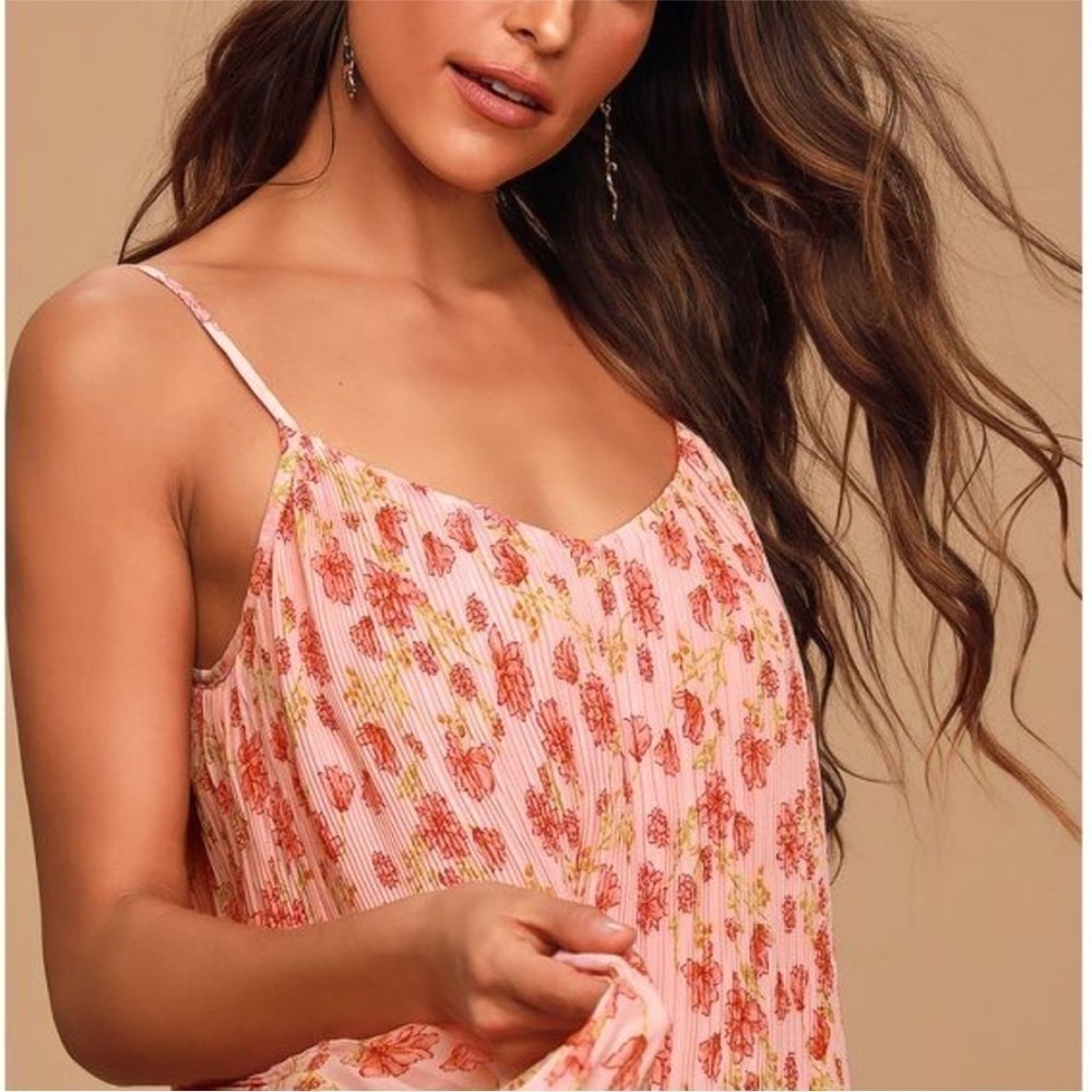 NWT Lulu's Liza Pink Floral Print Pleated Midi Dress - Picture 3 of 8